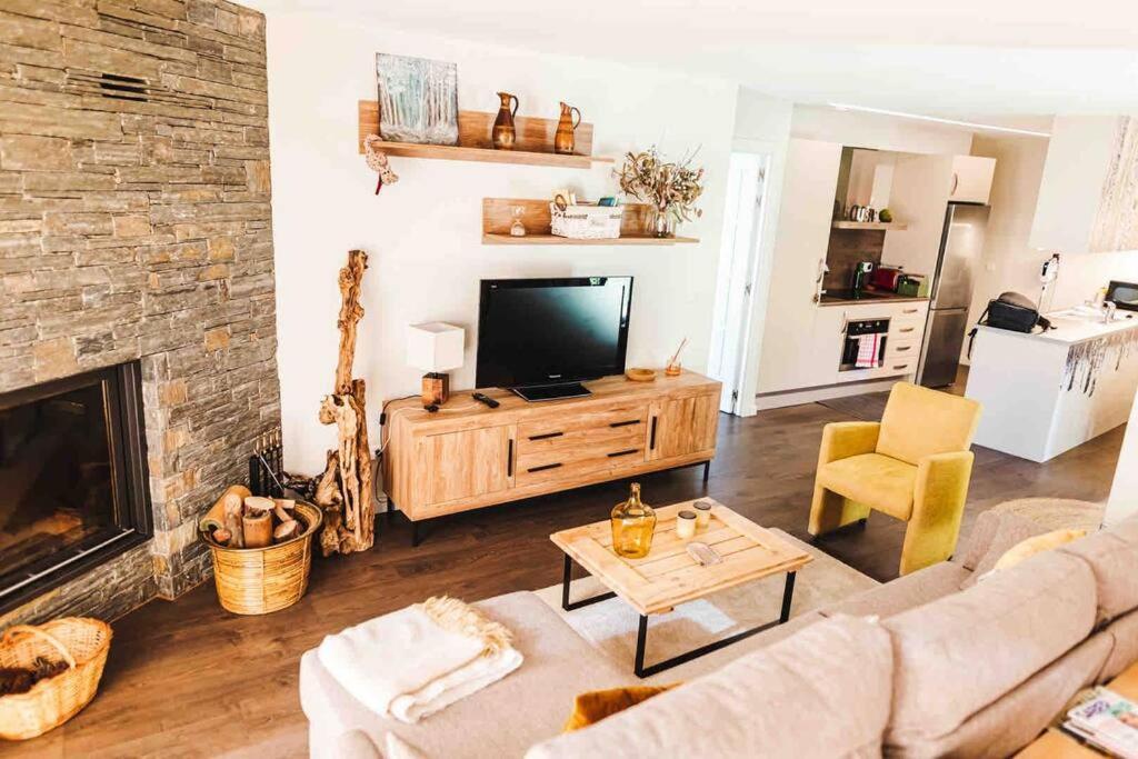 Precioso Apartamento Con Jardin Privado A 4 Km De Puigcerda Enveitg Ngoại thất bức ảnh